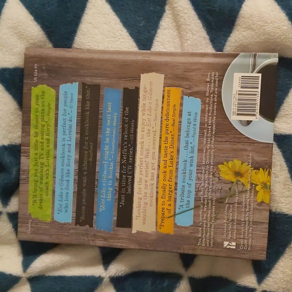 Gilmore Girls Cookbook - Picture 2 of 5